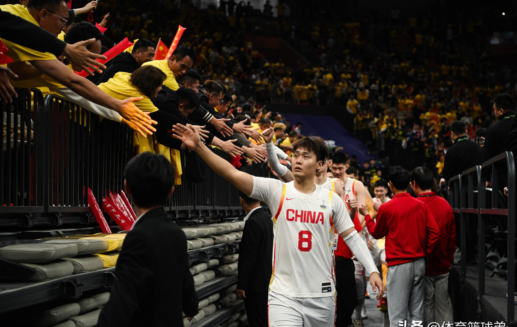 广东队全华班出战，力挫对手赢得胜利