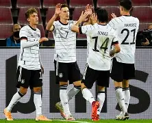 足球时评：欧国联比赛胜负差距悬殊引争议