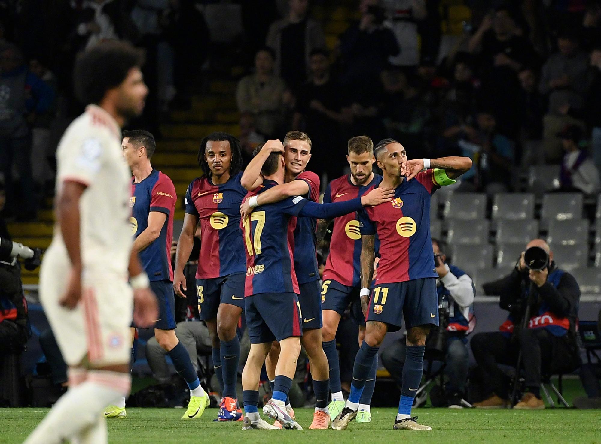 九州娱乐app-巴萨主场大胜,梅开二度继续领跑的球员