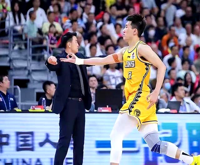 九州娱乐-奥格斯堡在关键时刻力克对手保持在积分榜前列的简单介绍